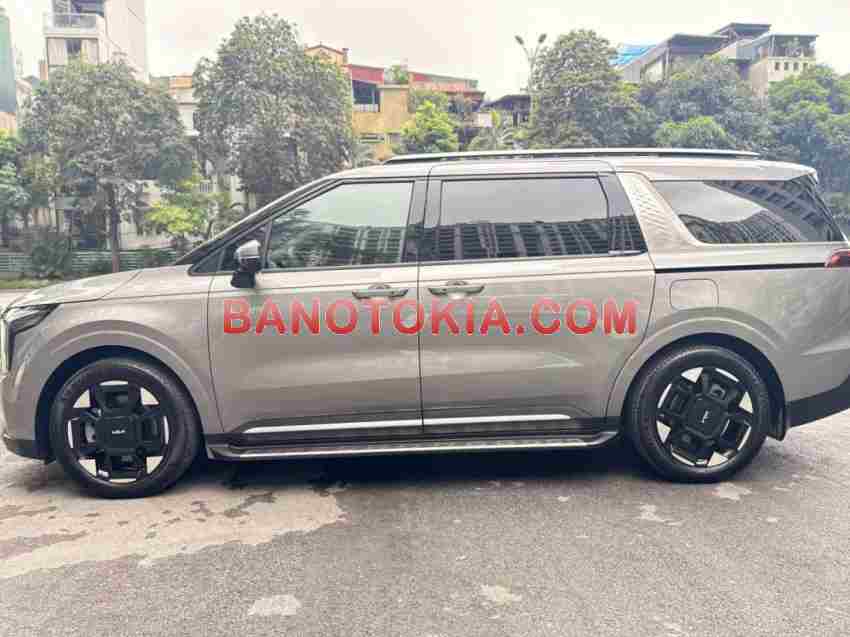Cần bán gấp Kia Carnival Signature 2.2D năm 2024 giá cực tốt