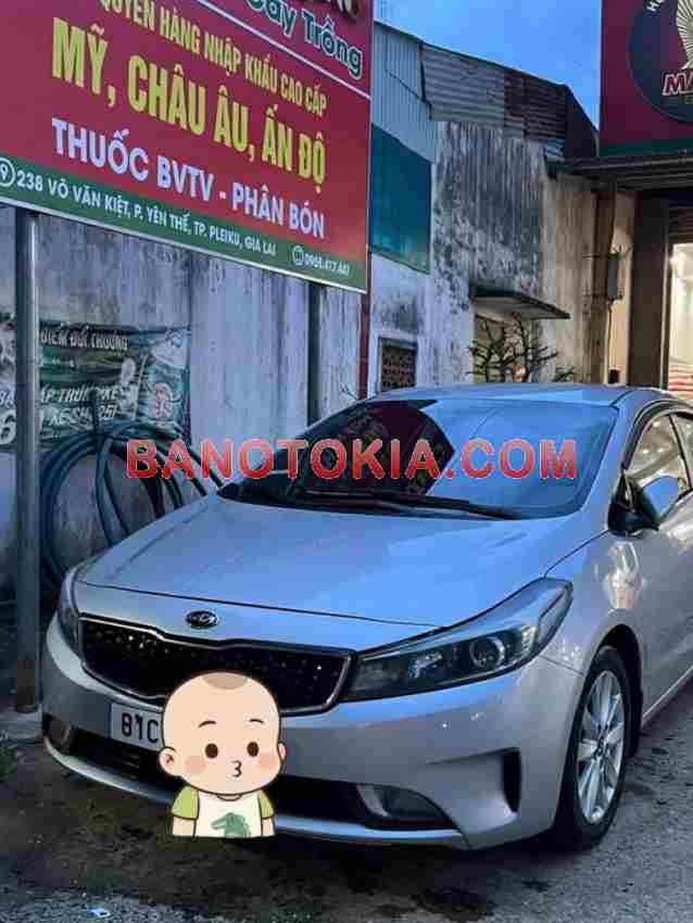 Cần bán xe Kia Cerato 1.6 MT 2016 Số tay