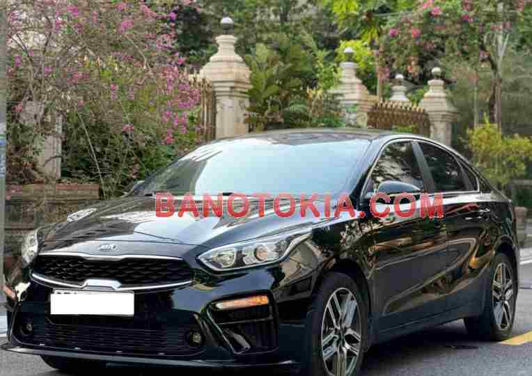 Cần bán gấp xe Kia Cerato 1.6 AT Luxury 2020 màu Đen