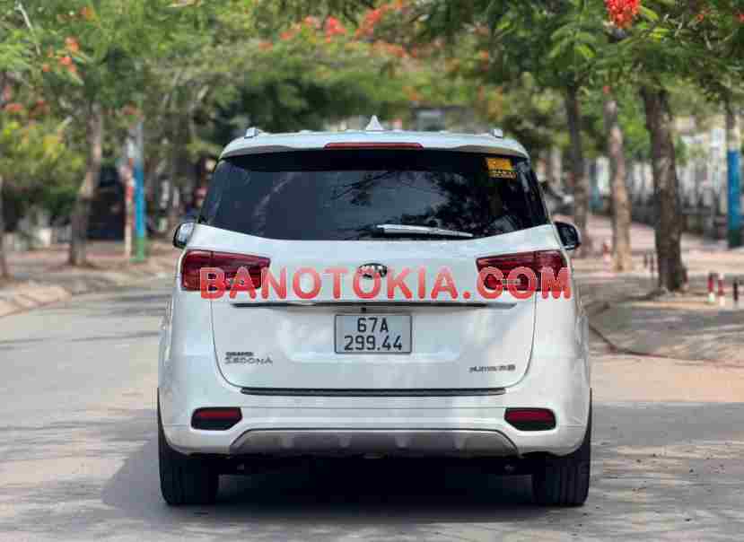 Cần bán nhanh Kia Sedona 2.2 DAT Luxury 2019 cực đẹp
